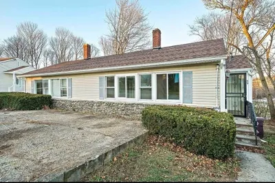 59 Blackstone Road