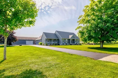 950 Glendale Road 1