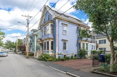 30 Boardman St #B 1