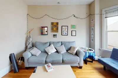 27 Falcon St #3 1