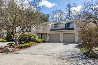 36 Lordvale Blvd #36 1