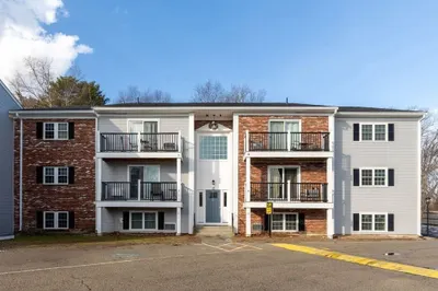 15 Chapel Hill Dr #1 1
