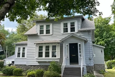 47 Amherst St 1