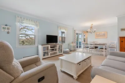 14 Harold St #8C