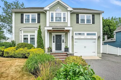 96 Bay View Ave 1