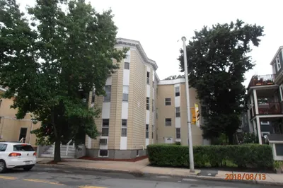 275 Walden St. #3R