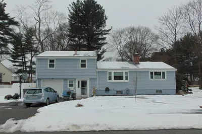 5 GreenleAf Circle #A 1