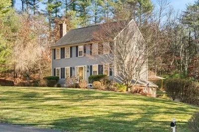 84 Old Mill Rd 1