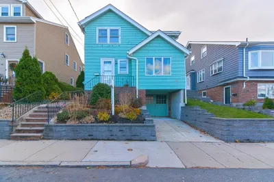 100 Faywood Avenue 1