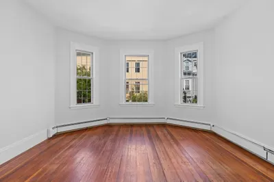 401 E 7th Street #2