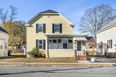 21 Greenfield St 1
