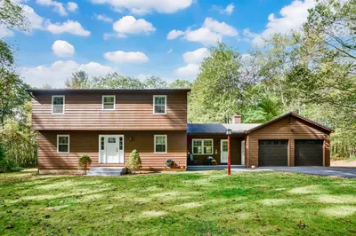 56 Reservoir Rd 1