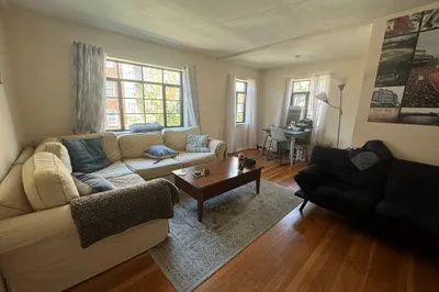 79 Sutherland Rd #3