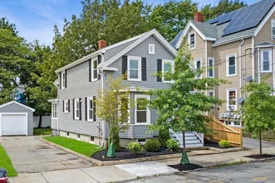25 Oakville St 1
