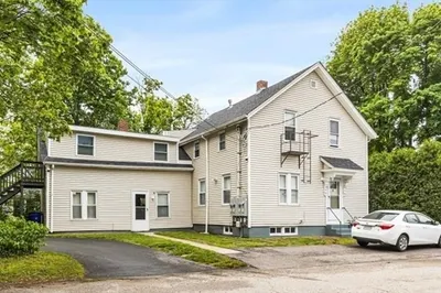 21 Sibley St 1