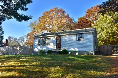 23 Trask Rd