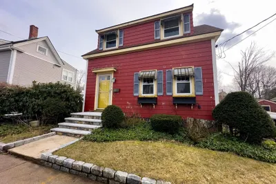 5 Avon St