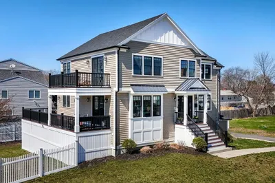 7 Vernon Ave 1