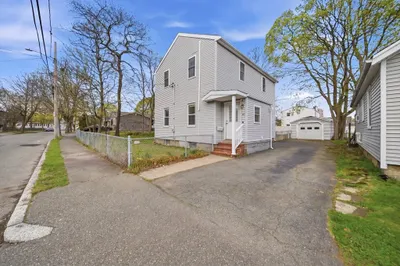 19 Lebanon St