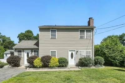 10 Juliette St 1