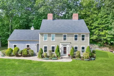 7 Iroquois Ln 1