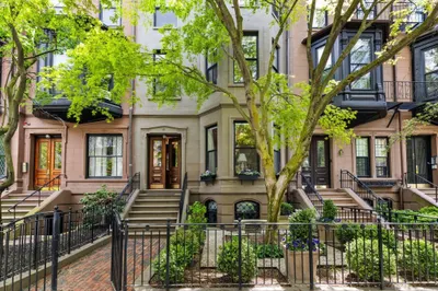 319 Beacon Street 1