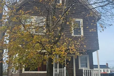 35 Tuttle St 1