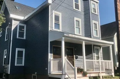 72 Pleasant St #2