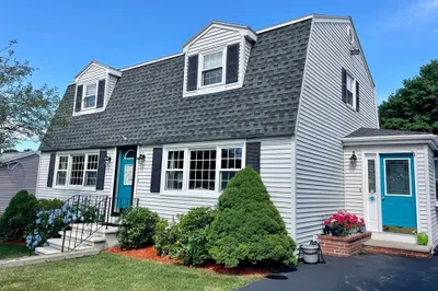 3 Jennifer Ln