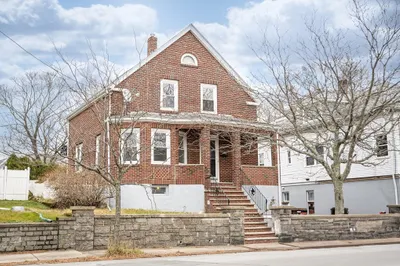 325 Jefferson Ave