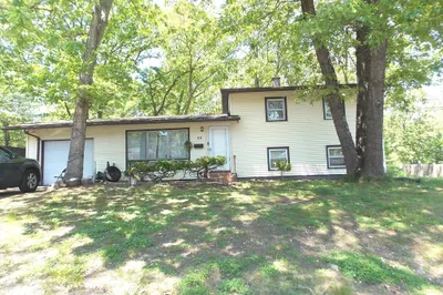 23 Pamela Rd