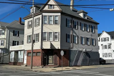 329 Rivet St 1