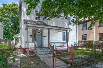 72 Hall St 1
