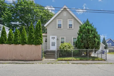 13 Waverly St 1