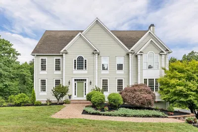 4 Ryan Farm Road