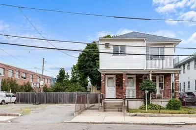 131 Yale St #1 1
