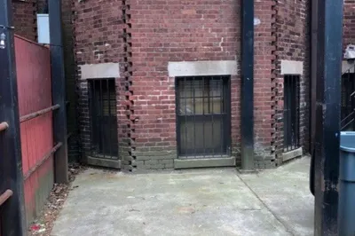 531 Newbury St 1