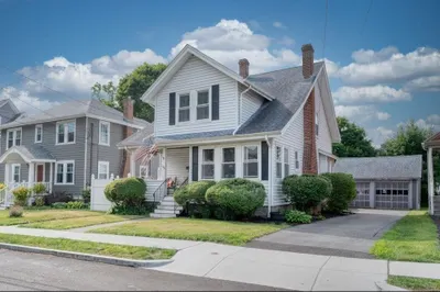 197 Billings St 1