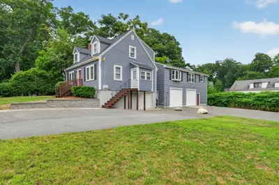 89 S Quinsigamond Ave 1