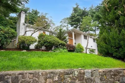 33 Sky View Cir