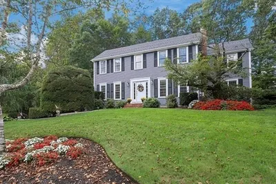 57 Vine St