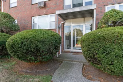 974 N Main St #3