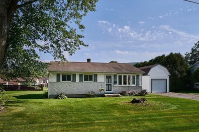 23 Baldwin Ave 1