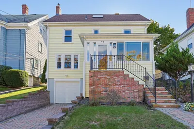 44 Lincoln Ave 1
