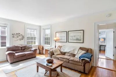 32 Shepard Street #22