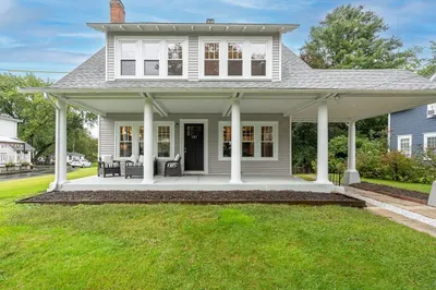 131 S Main St 1