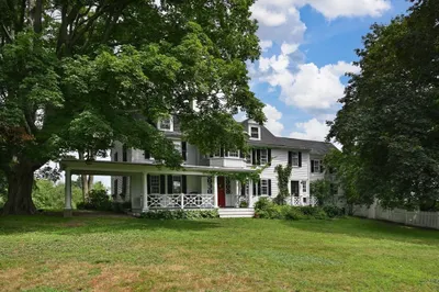 33 Reservoir Drive 1