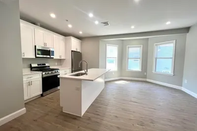 83 Howard Ave #2