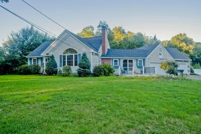 42 Glenn Dr 1