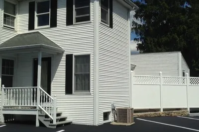 112 Main St #J 1